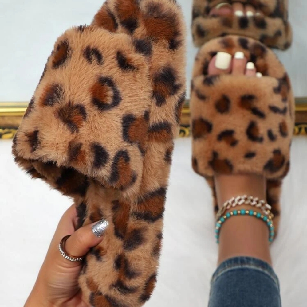 FOREVER LINK👣 Leofur Slippers footwear - Picture 4 of 16